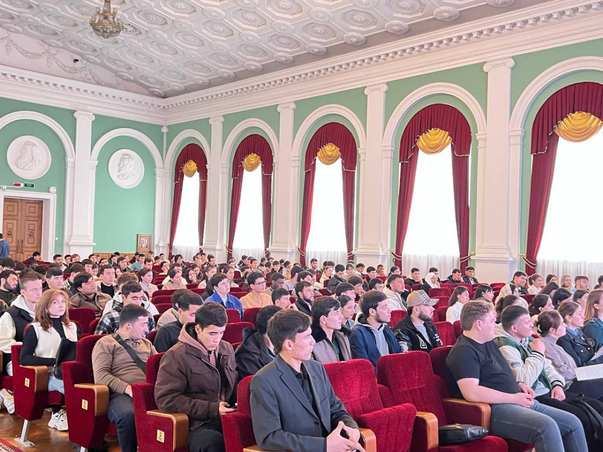 Qattiq nemis pornosini etuk ayollar bilan tomosha qiling